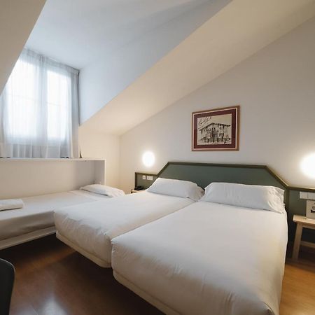 Hotel Urdanibia Park Irun Ngoại thất bức ảnh