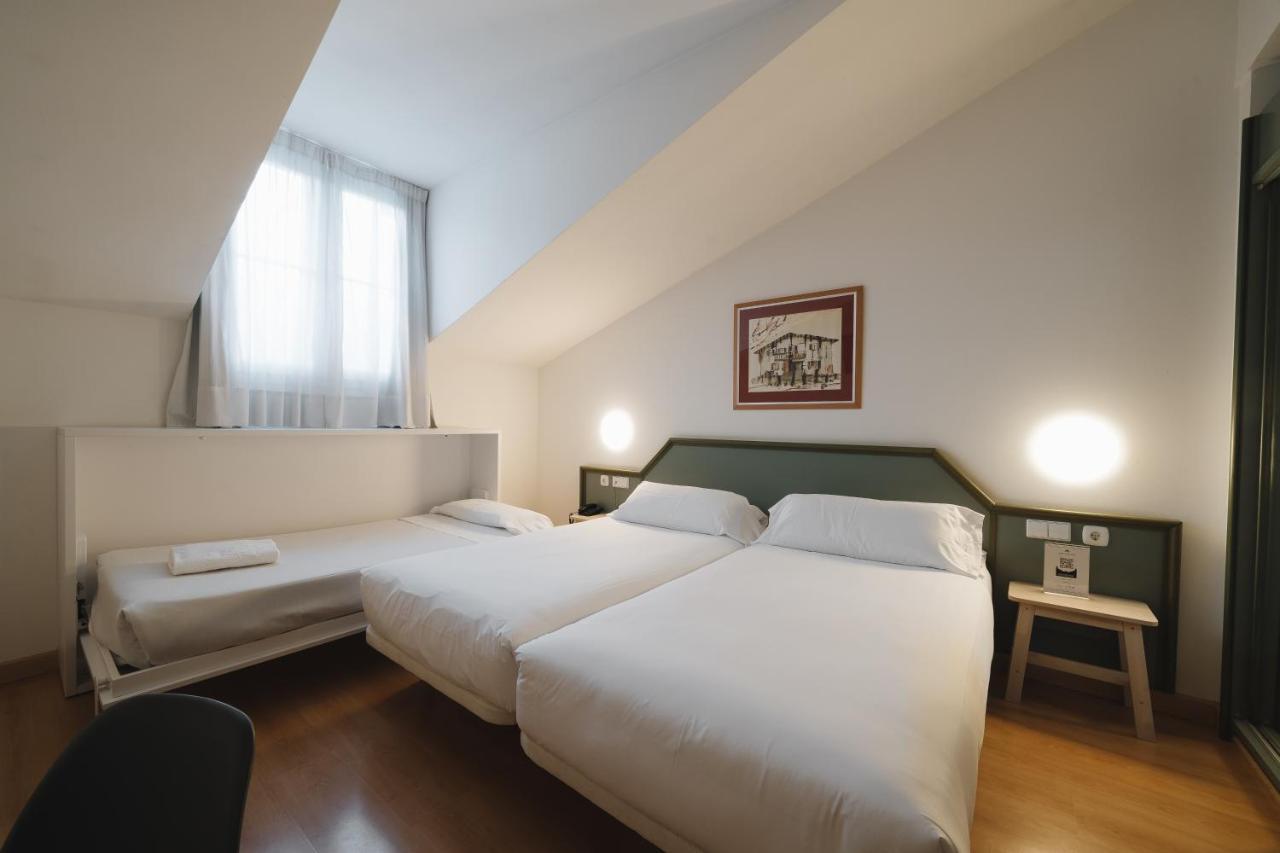 Hotel Urdanibia Park Irun Ngoại thất bức ảnh