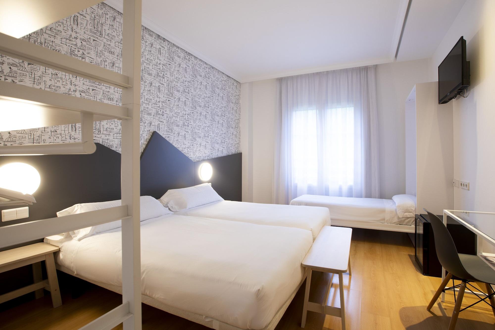 Hotel Urdanibia Park Irun Ngoại thất bức ảnh