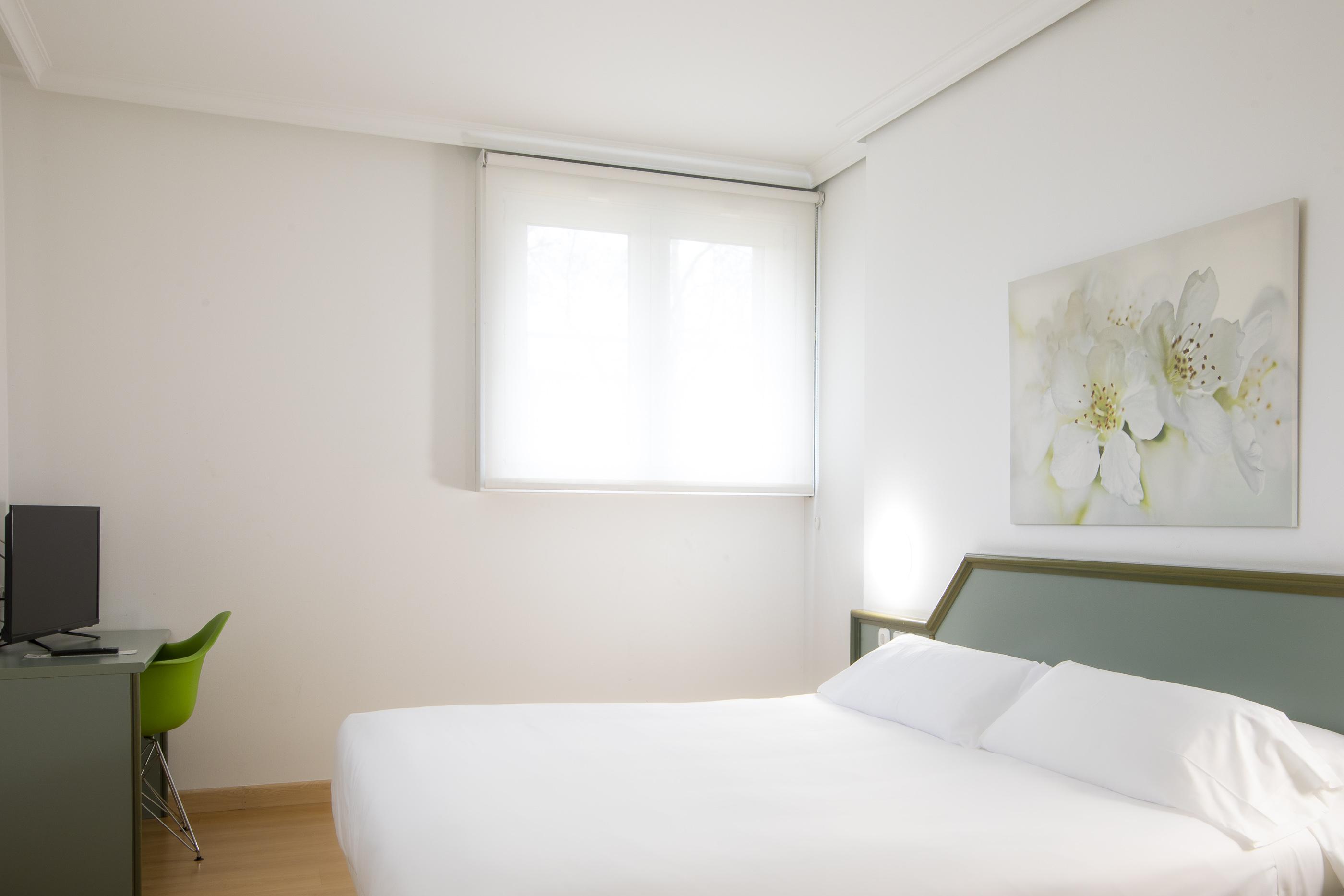 Hotel Urdanibia Park Irun Ngoại thất bức ảnh